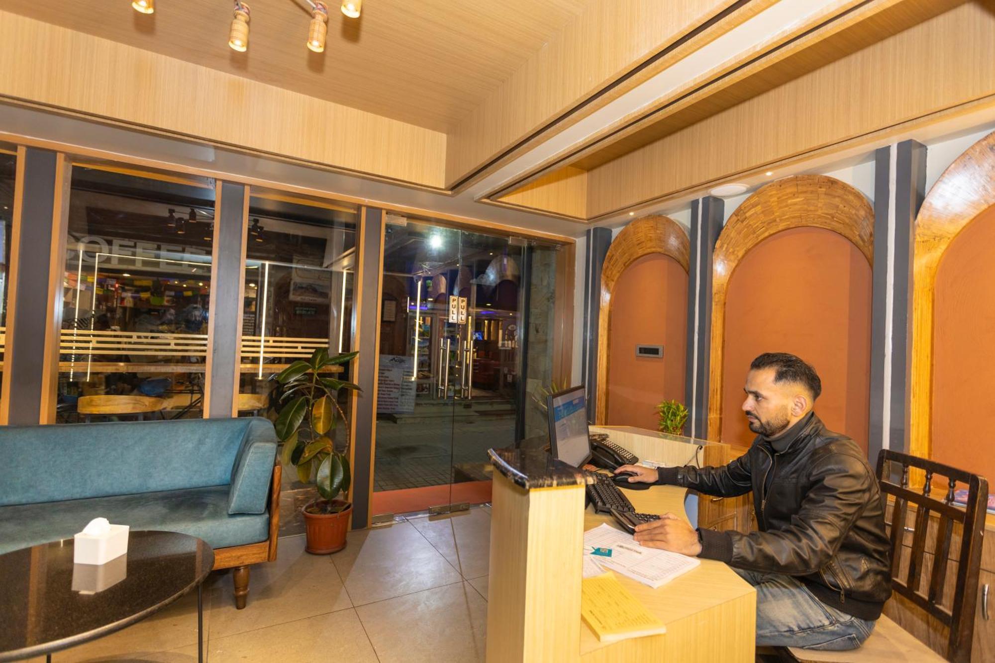 Ananta Home Kathmandu Bagian luar foto